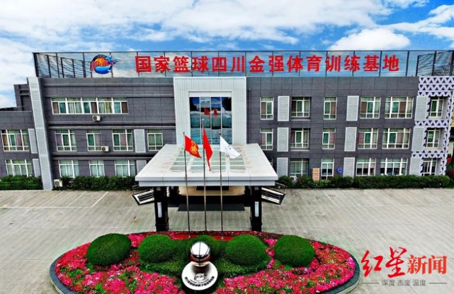 大学篮球队员如何从友谊赛中受益_2